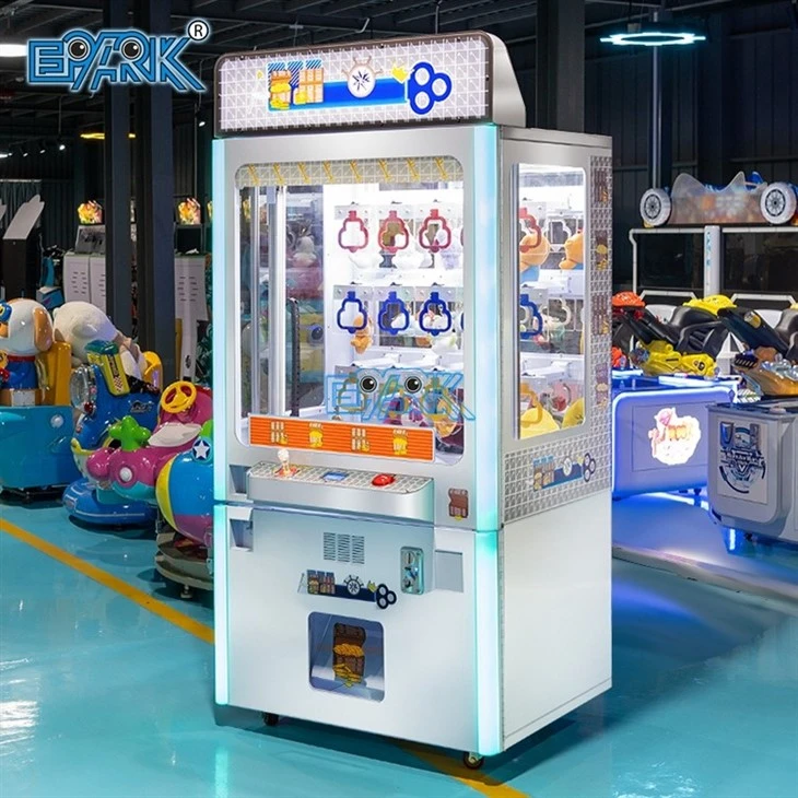 15 Lots Lucky Master Vending Machine